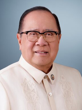 Portrait of Ronaldo “Ronnie” Puno