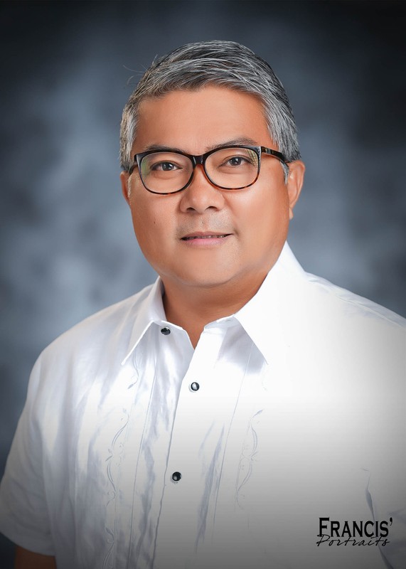 Portrait of Dennis Canto