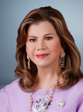 Portrait of Gina de Venecia