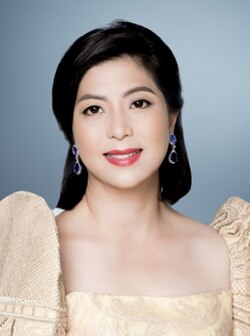 Portrait of Midy N. Cua