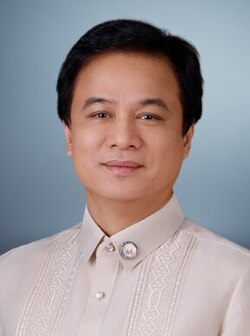 Portrait of Ramil Hernandez