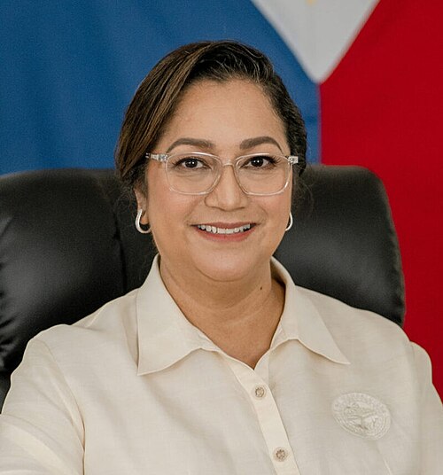 Portrait of Carmelita “Menchie” Abalos