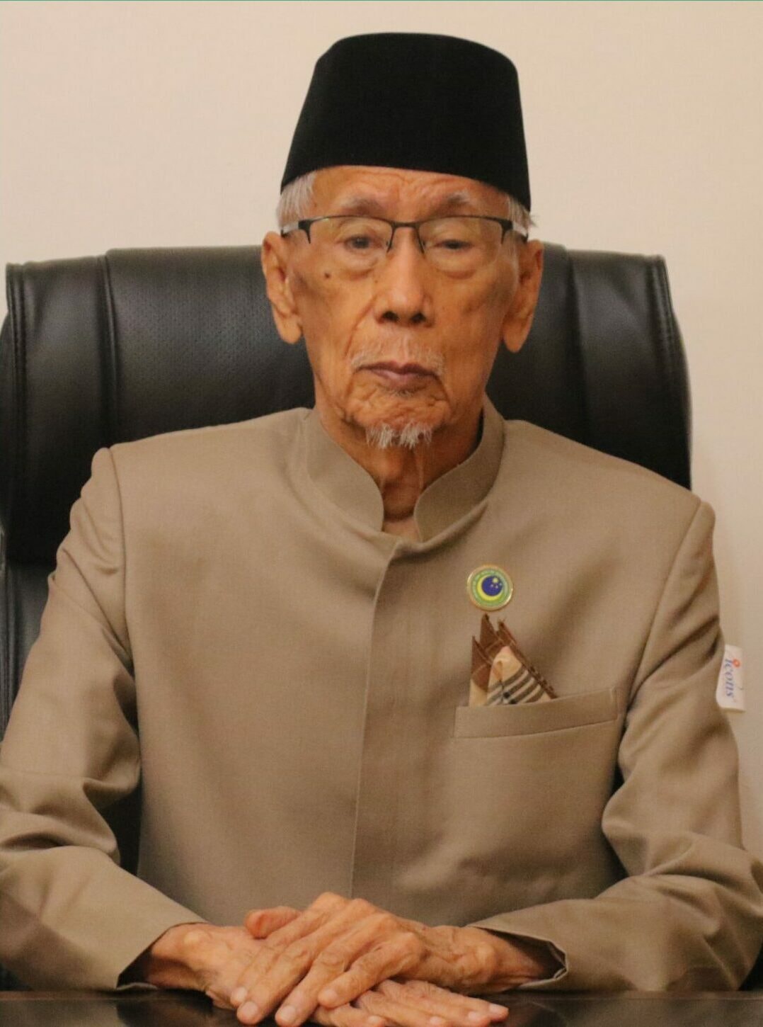 Portrait of Sheikh Khalipa Nando