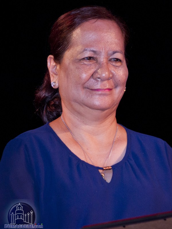 Portrait of Jocelyn Ausejo-Alviola