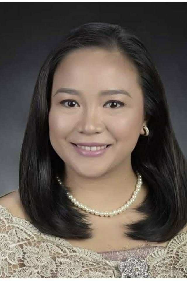 Portrait of Dawn Ranee “Chiqui” Valtoribio-Algura