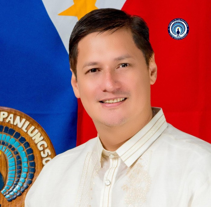 Portrait of Matthew Mendoza