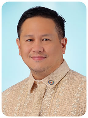 Portrait of Marvin Rillo