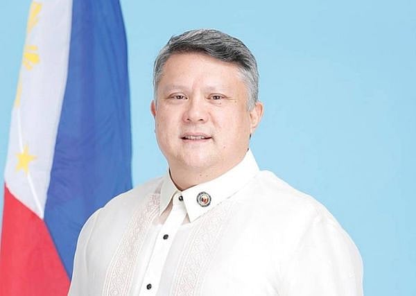 Portrait of Carlos “Charlie” Cojuangco
