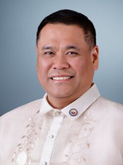 Portrait of Jeffrey Ferrer