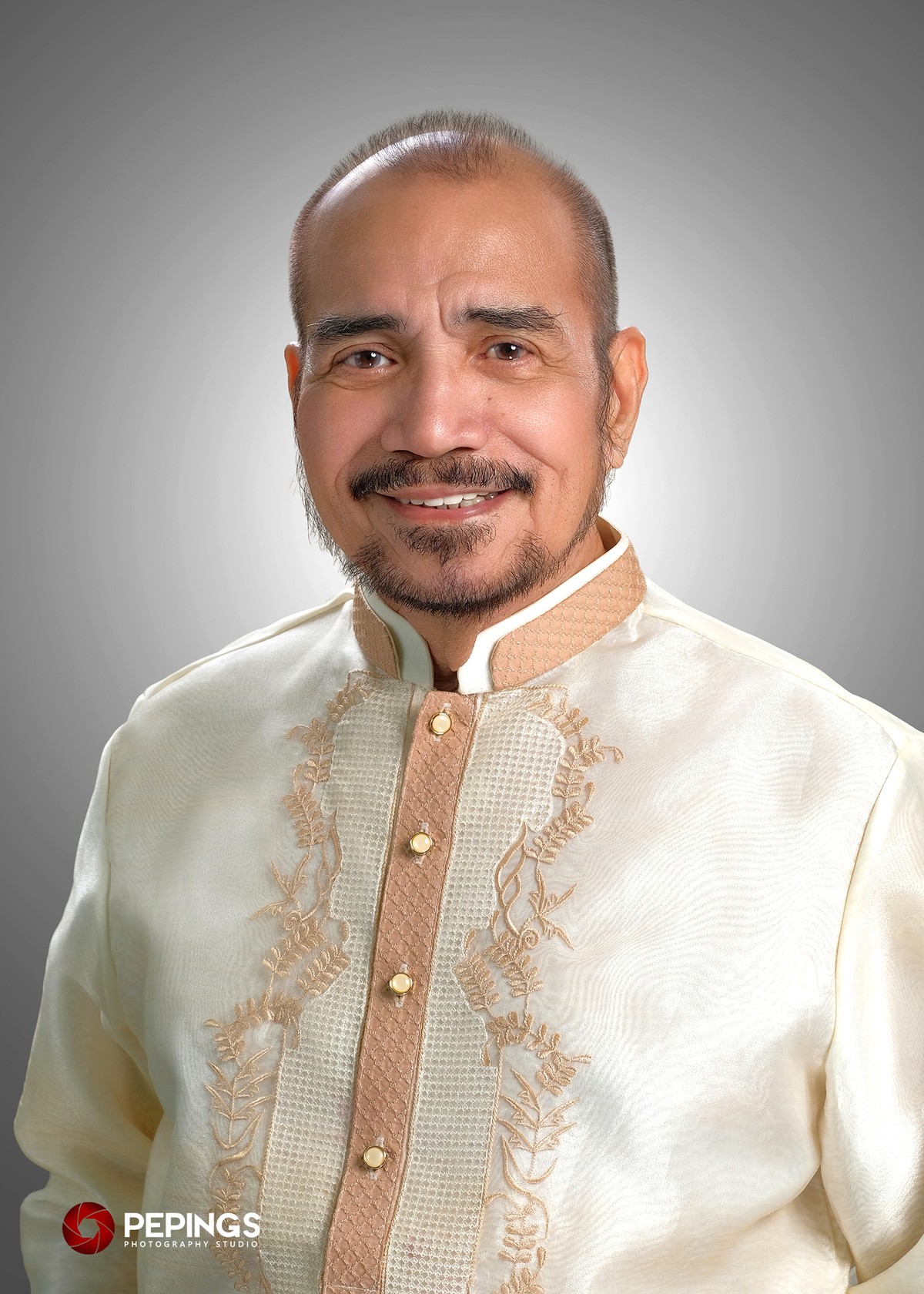 Portrait of Roberto Cajes